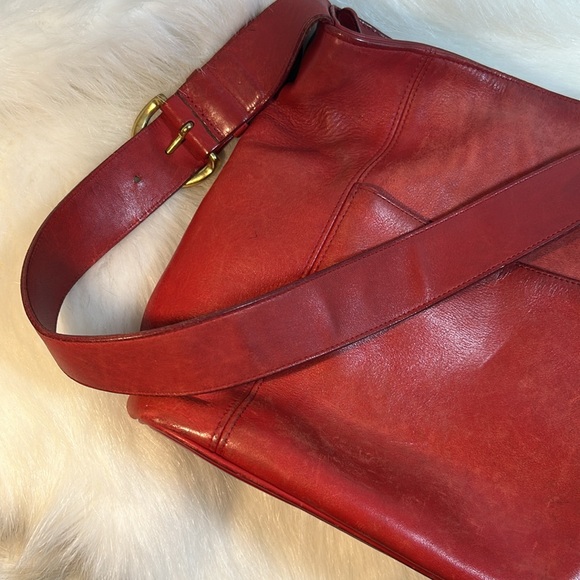 Vintage Coach Red Erickson Shoulder Bag - Picture 11 of 11